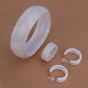 . Beautiful set bracelet hard to put on your wrist I used lotion.